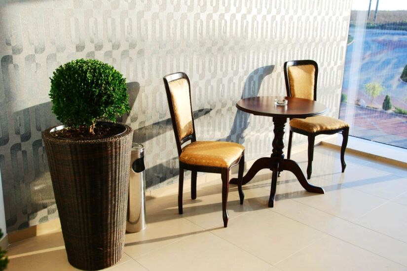 valfurniture