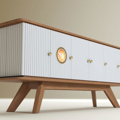 Agatha – misteriosul bufet retro, conceput de trei designeri români