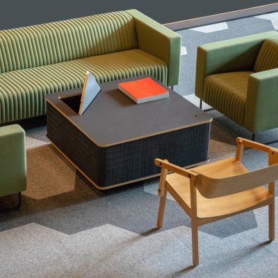 The Catcher – mobilier acustic de la Askia