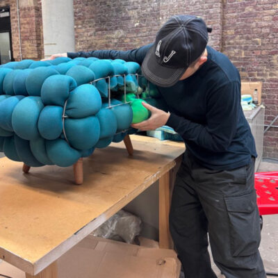 Pangolin – mobilier tactil experimental