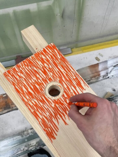 Crayon Pine, o colecție de mobilier colorat cu creionul