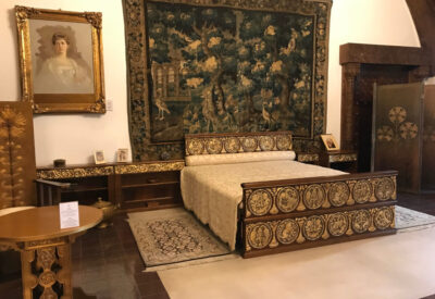 Dormitorul de argint al Reginei Maria