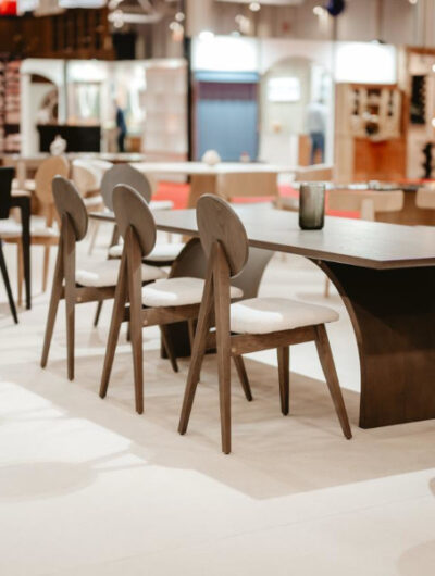 Arc de la Nord Arin, o colecție de mobilier îndoit