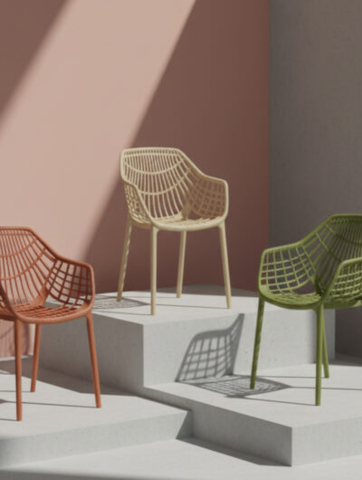 Dolplast: scaune outdoor care respiră